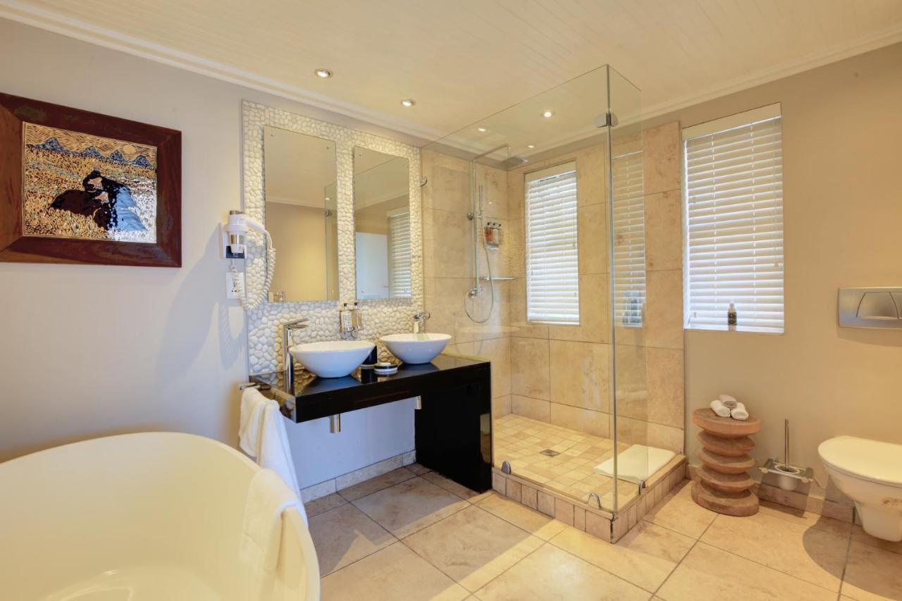 Periwinkle Lodge Guest House Plettenberg Bay Exterior photo
