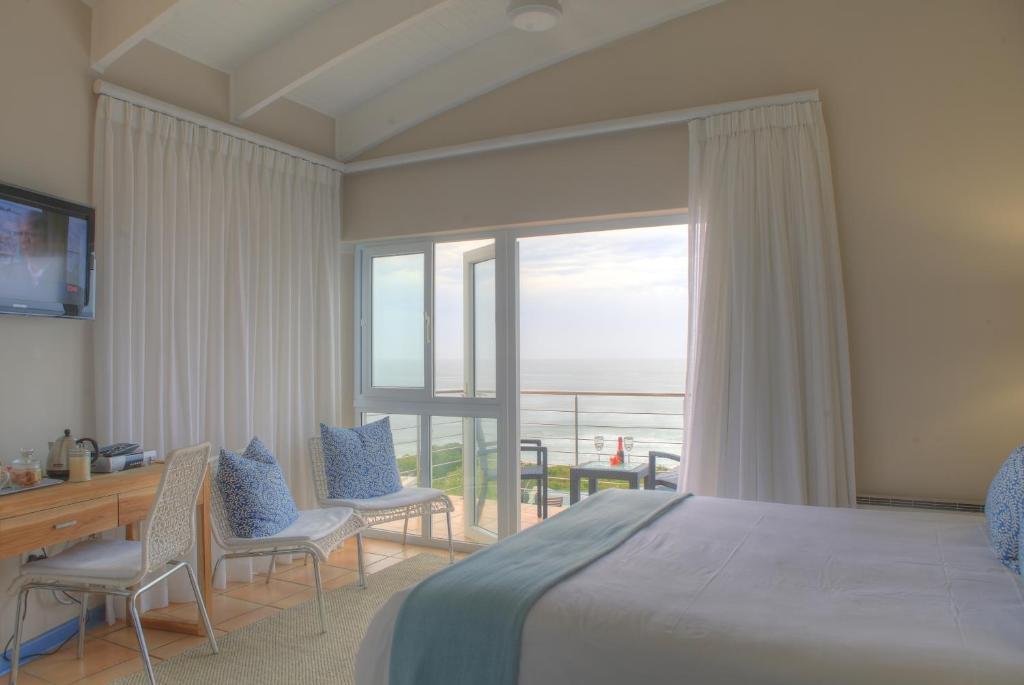 Periwinkle Lodge Guest House Plettenberg Bay Exterior photo