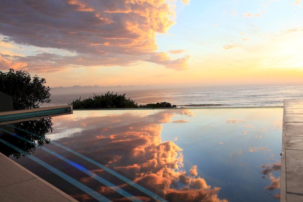 Periwinkle Lodge Guest House Plettenberg Bay Exterior photo